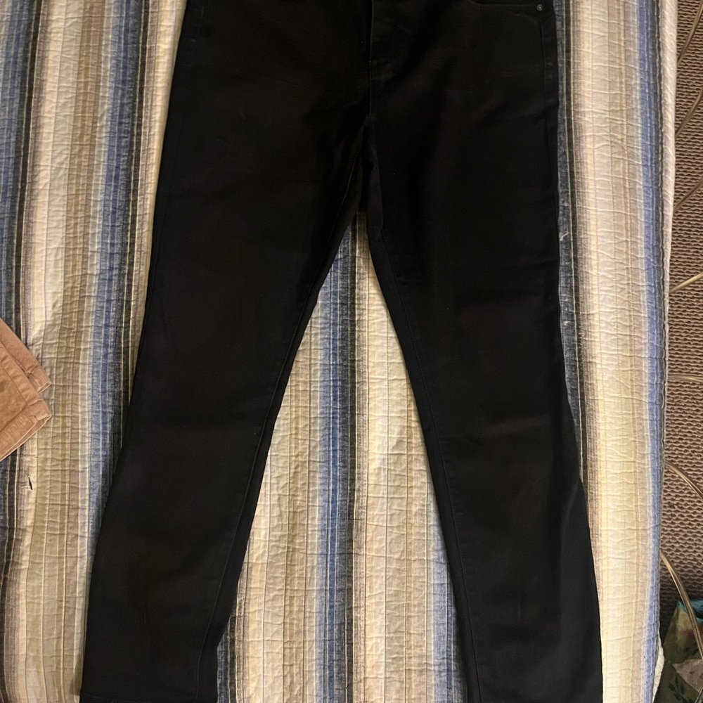 D. Jeans Black Straight Leg Denim